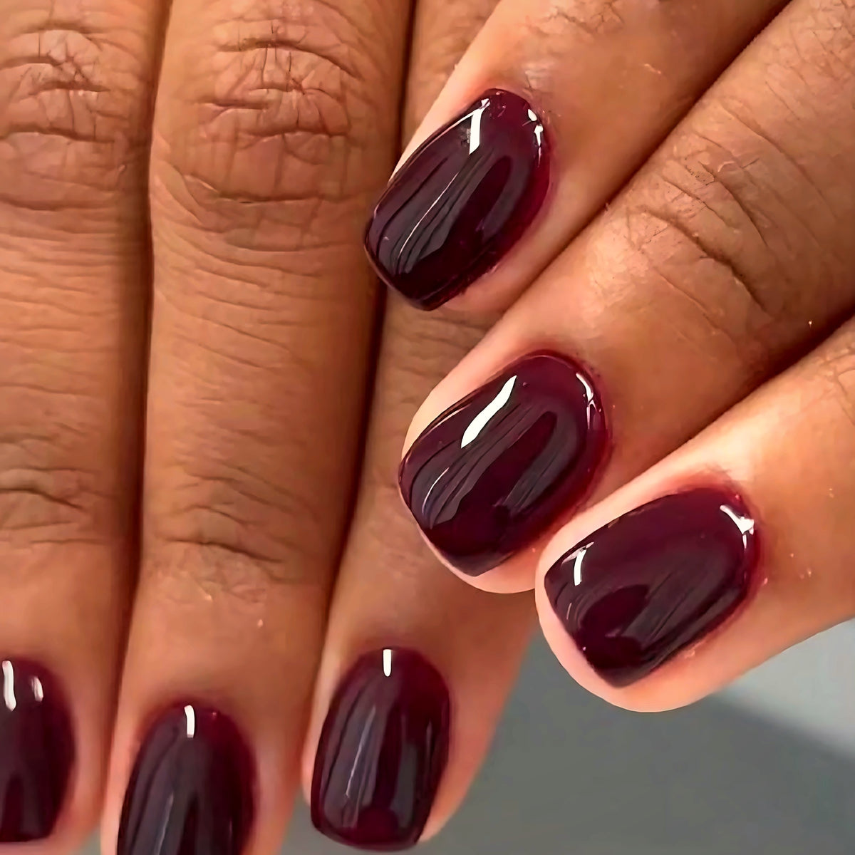 Selah Luxe Official Midnight Plum press-on nails, solid color, with application kit
