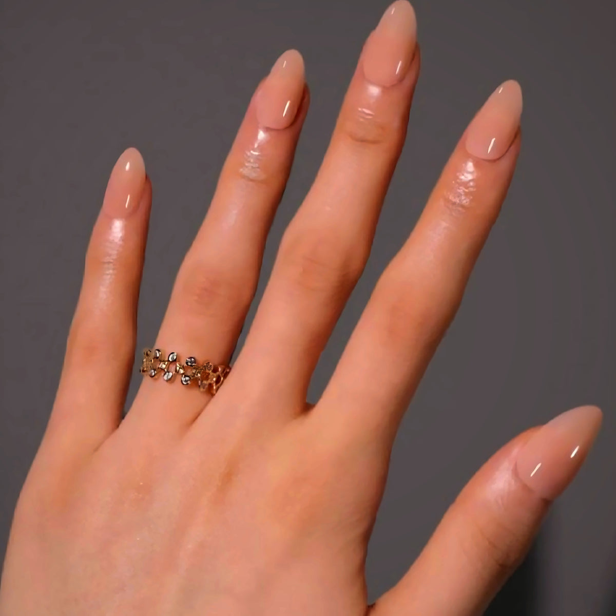 Selah Luxe Official Soft Nude press-on nails, solid color, nails-only refill set with application kit.